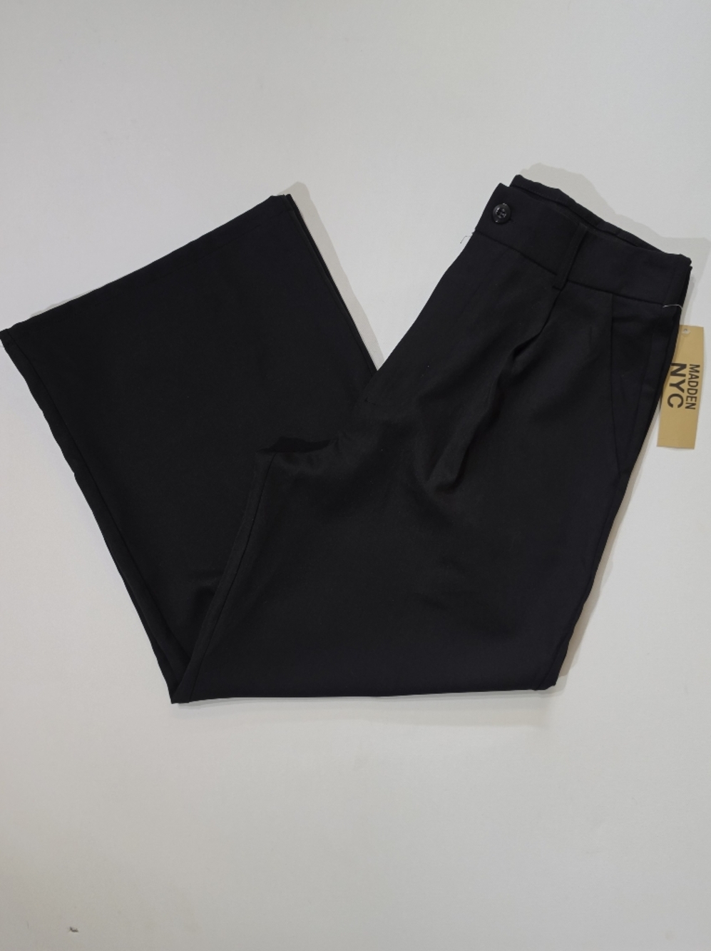 NWT Madden NYC Wide Leg High Rise Trouser Pants Womens Size XLโ Black (Flaw)